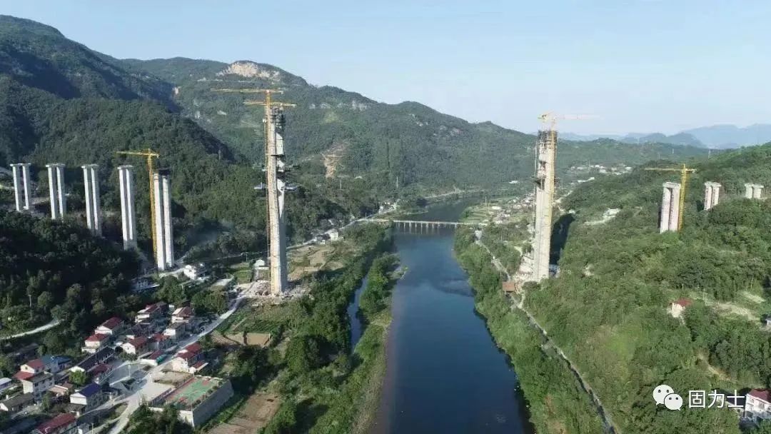 呼伦贝尔固力士参与湖南炉慈高速建设，助力区域经济发展